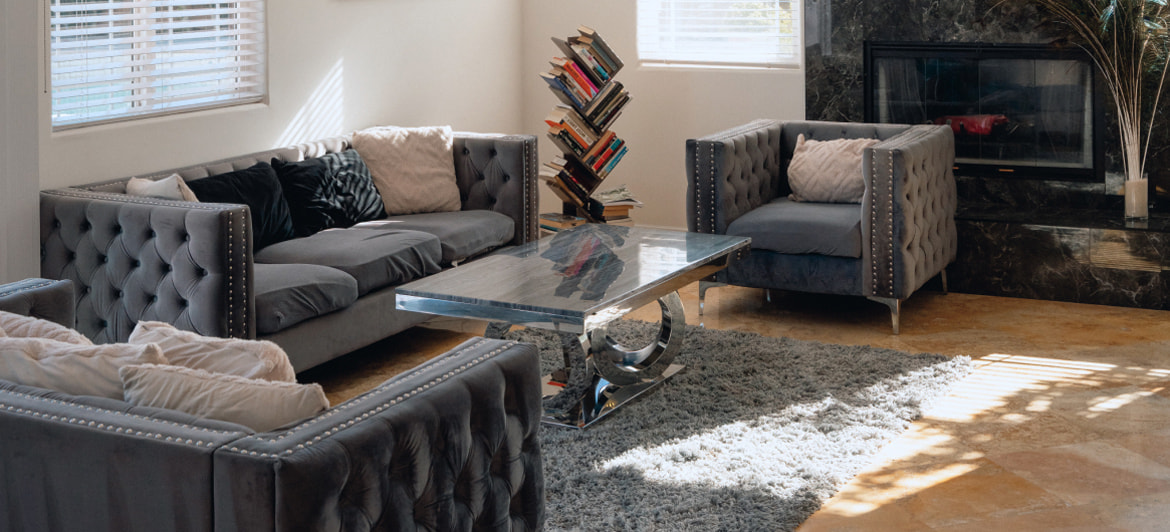 Comfortable and elegant lounge area at Tranquility Recovery Center, providing a relaxing space for patients during their recovery journey.